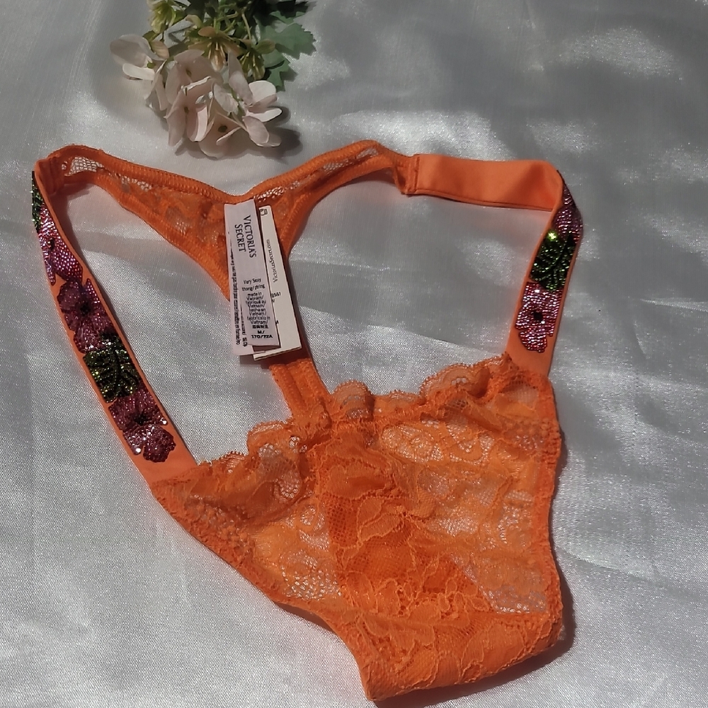 VICTORIA'S SECRET Rhinestones Orange String Thong NW 2141